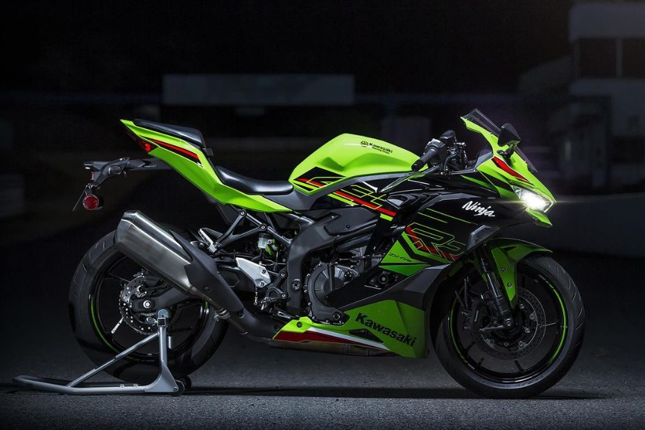 Kawasaki Ninja ZX-4RR Side Profile