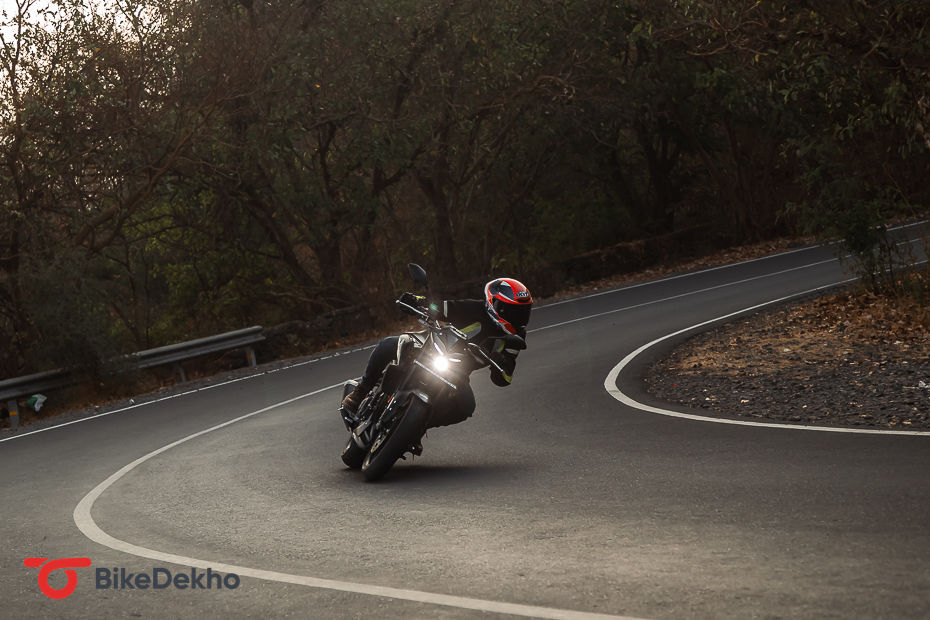 2024 Yamaha MT-03 Handling