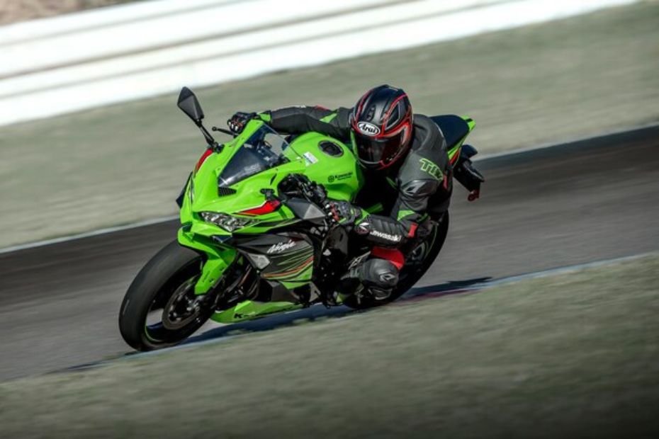 Kawasaki Ninja ZX-4RR Launched In India At Rs 9,10,000 Ex-showroom
