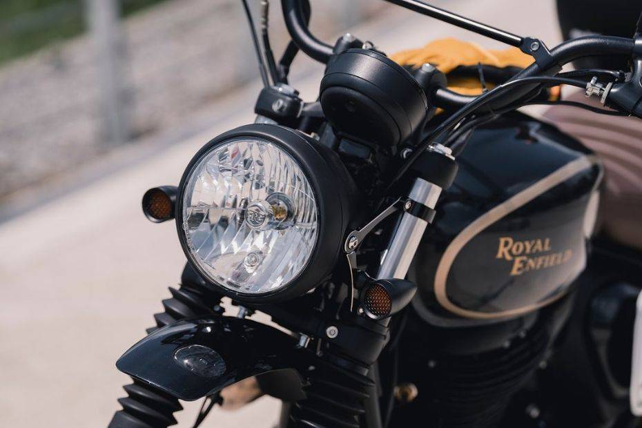 Modified Royal Enfield Hunter 350 Front