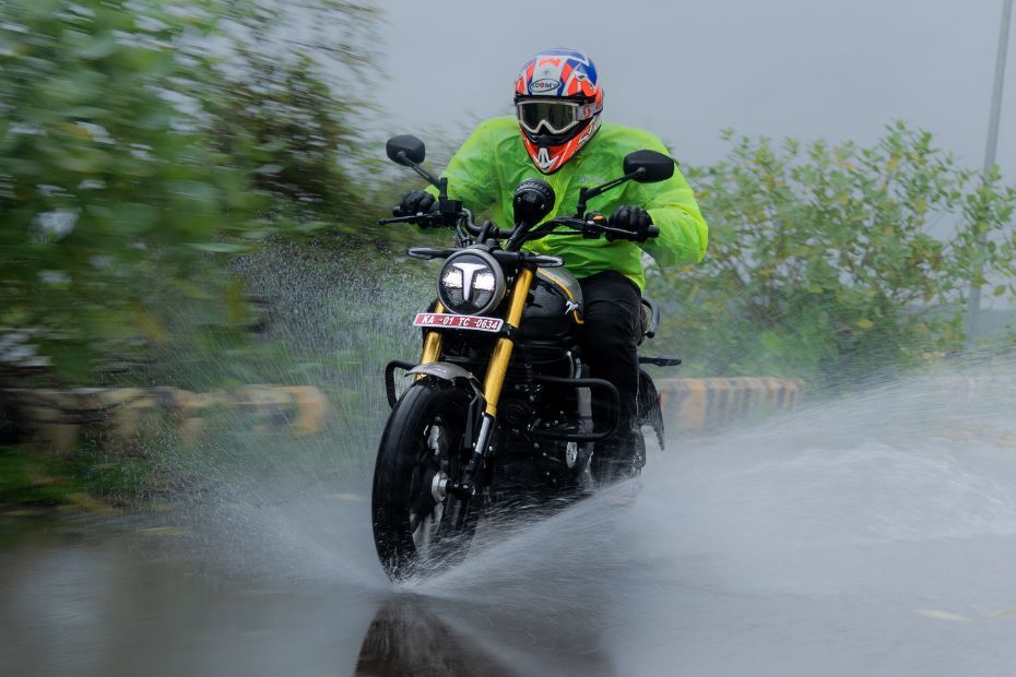 Top 10 Monsoon Riding Tips Top 10 Monsoon Riding Tips