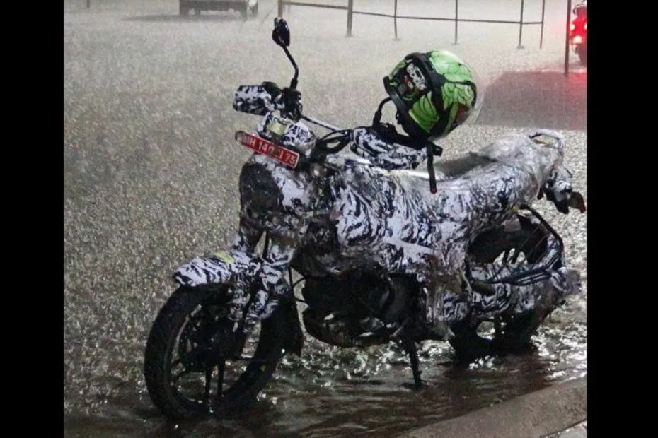 Bajaj CNG Bike Spied Bajaj CNG Bike Spied