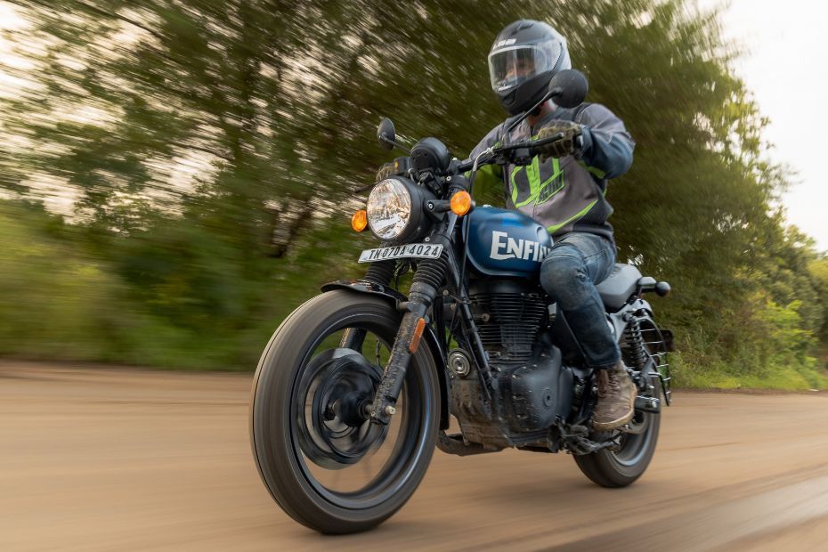 Royal Enfield Hunter 350: Rs 1,49,900 (ex-showroom)