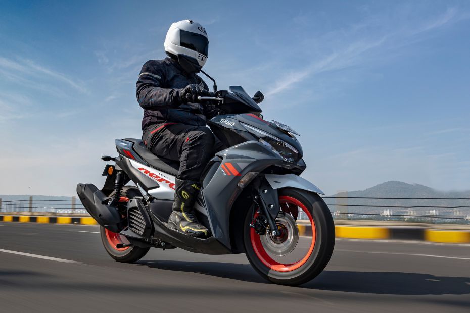 Yamaha Aerox 155: Rs 1,47,600 (ex-showroom)
