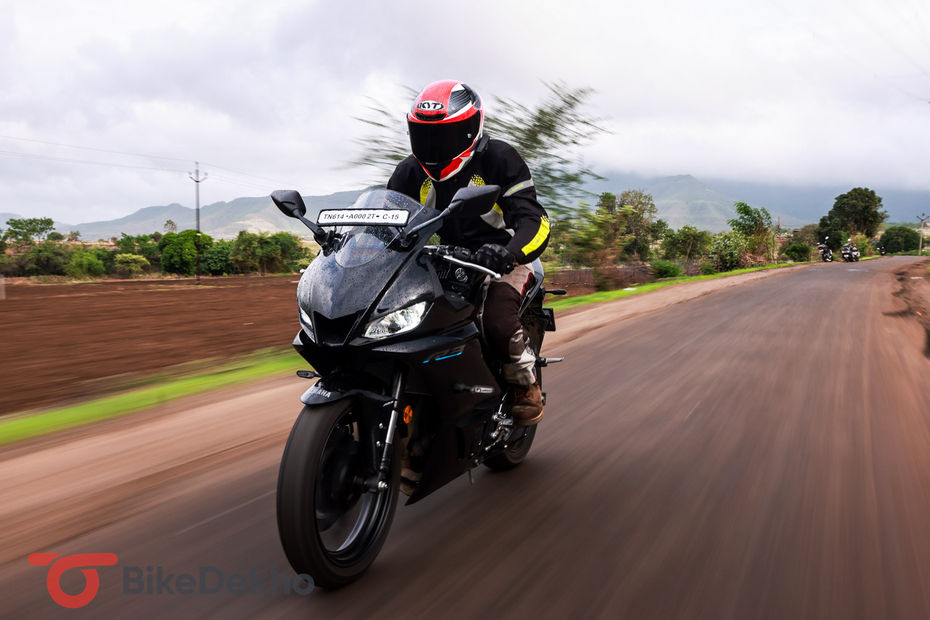 Should You Buy The Yamaha R3?