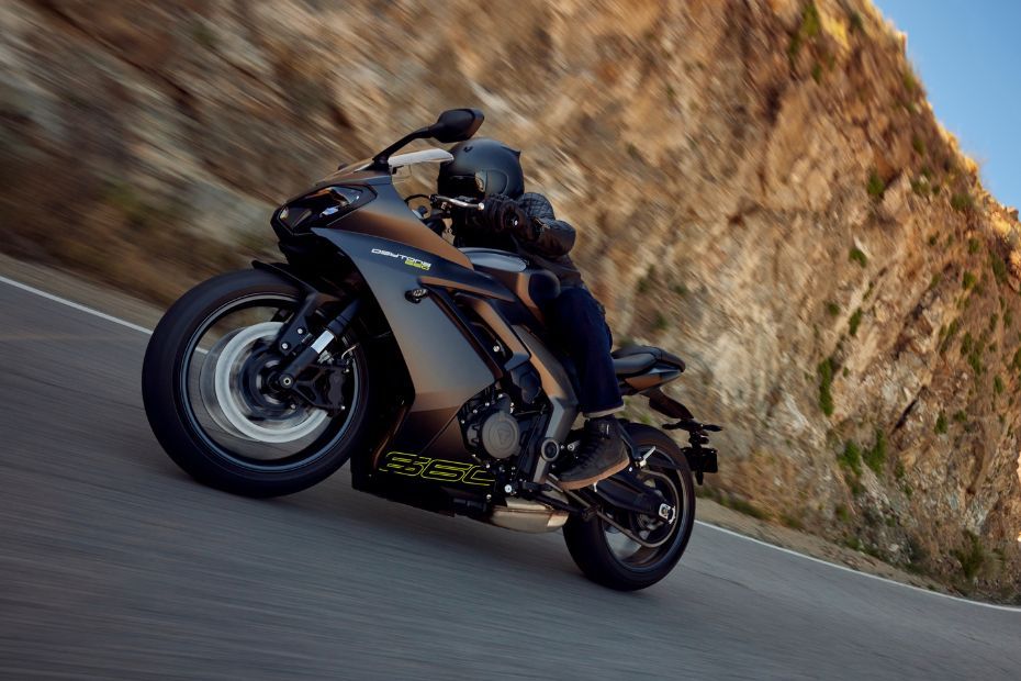 Triumph Daytona Engine And Performance Triumph Daytona Engine And Performance