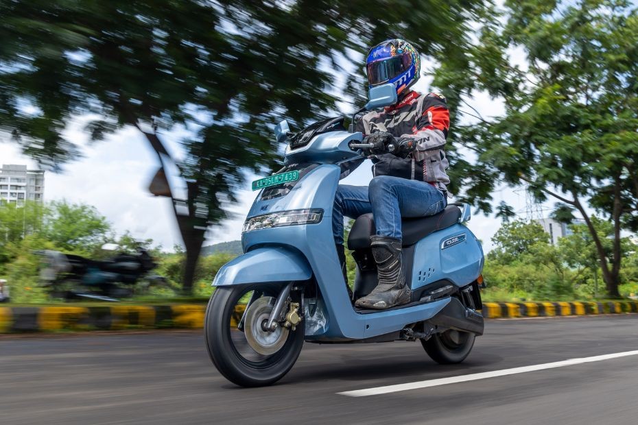 TVS iQube Festive Discounts TVS iQube Festive Discounts