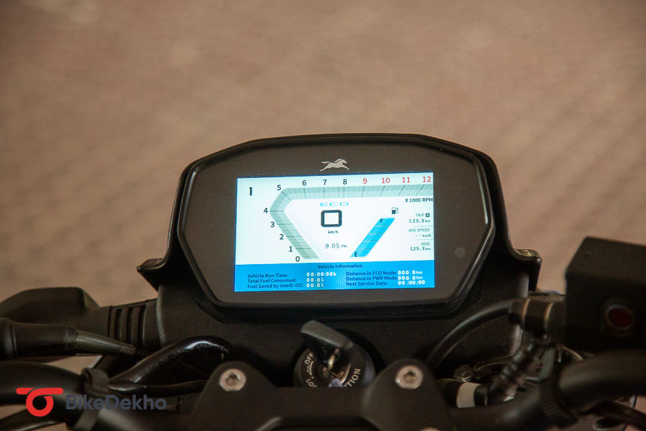 TVS Raider 125 TFT screen
