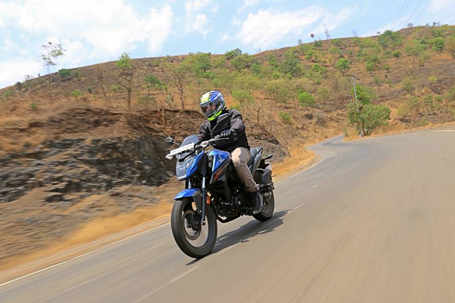 Top 5 Motorcycles Upto 160cc With Impressive Braking Figures