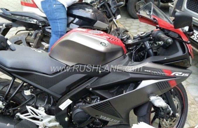 India-spec Yamaha R15 v3.0 Spied In New Colour