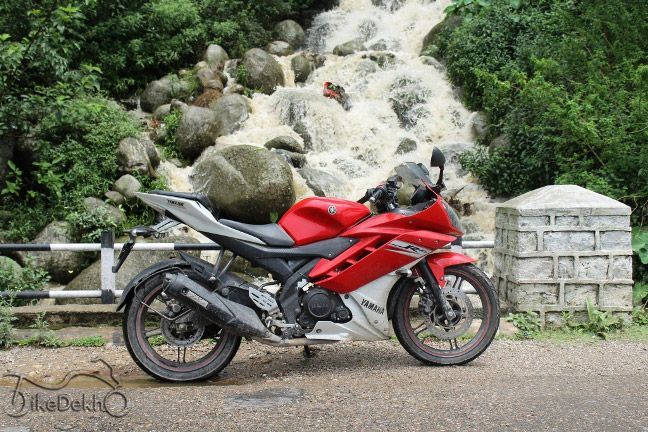 Yamaha R15