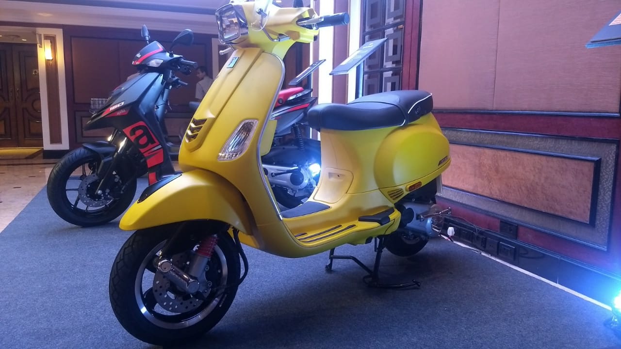 Vespa 150cc Scooter Range Gets New Colours for 2019
