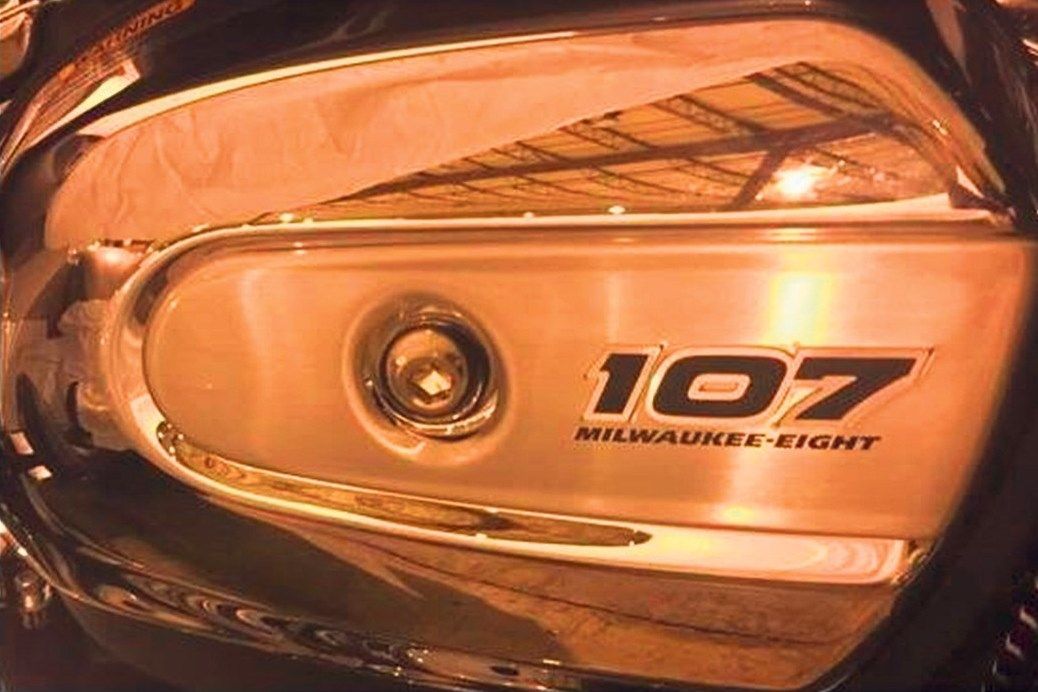 Harley-Davidson Milwaukee-Eight 107