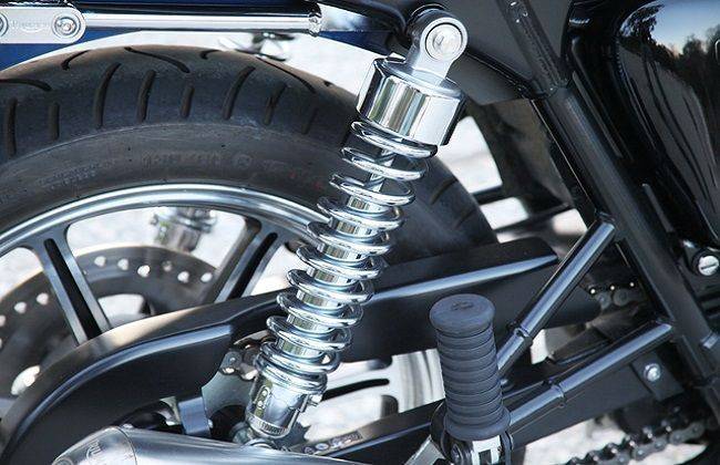 Motorcycle Suspension: All You Need to Know | Bikedekho