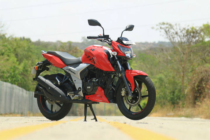 Spec Comparison Tvs Apache Rtr 160 4v Vs Bajaj Pulsar Ns 160 Vs Honda Cb Hornet 160r Vs Suzuki Gixxer Vs Yamaha Fz S Fi V 2 0 Vs Hero Xtreme