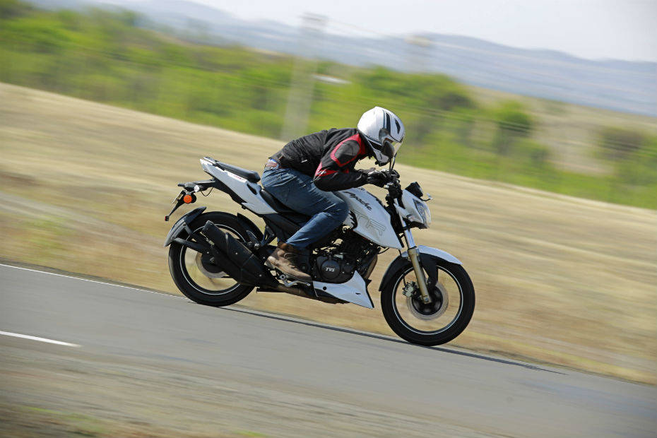 Top 5 Performance Motorcycles Under Rs 2 Lakh: Real-World Performance Test