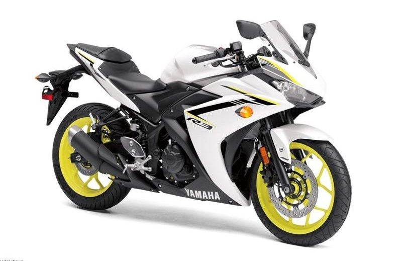 Yamaha Launches 2018 YZF-R3 At Auto Expo 2018