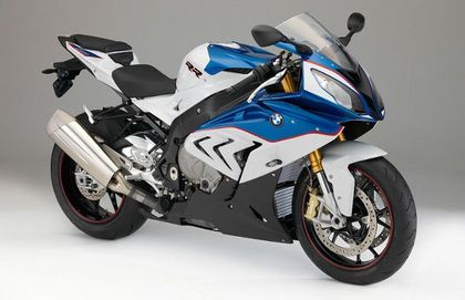 2015 BMW S1000RR Unveiled with Cruise Control