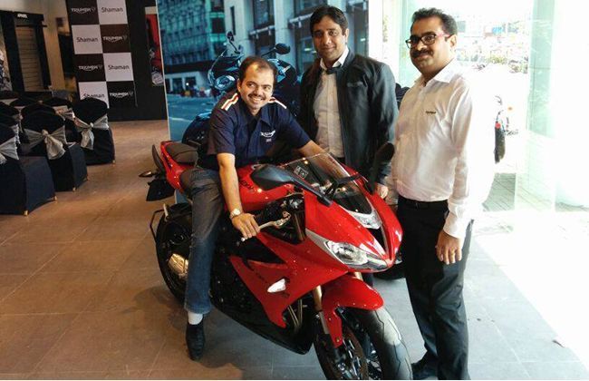 Triumph Motorcycle India opens Dealership in Mumbai; Bikes, Prices