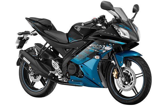 R15 yamaha deals blue colour