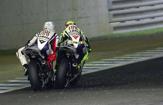 Valentino Rossi vs Jorge Lorenzo
