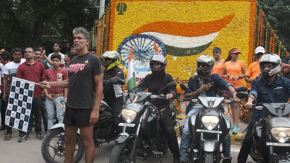 Suzuki India Flags Off Two Riders On Epic Tri-country Ride