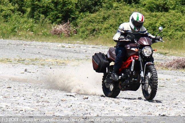 what-is-a-scrambler-motorcycle-know-how-to-make-one-bikedekho