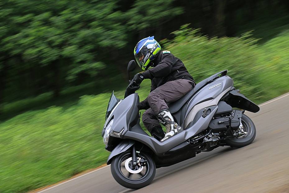 Suzuki Burgman Street: Road Test Review | BikeDekho