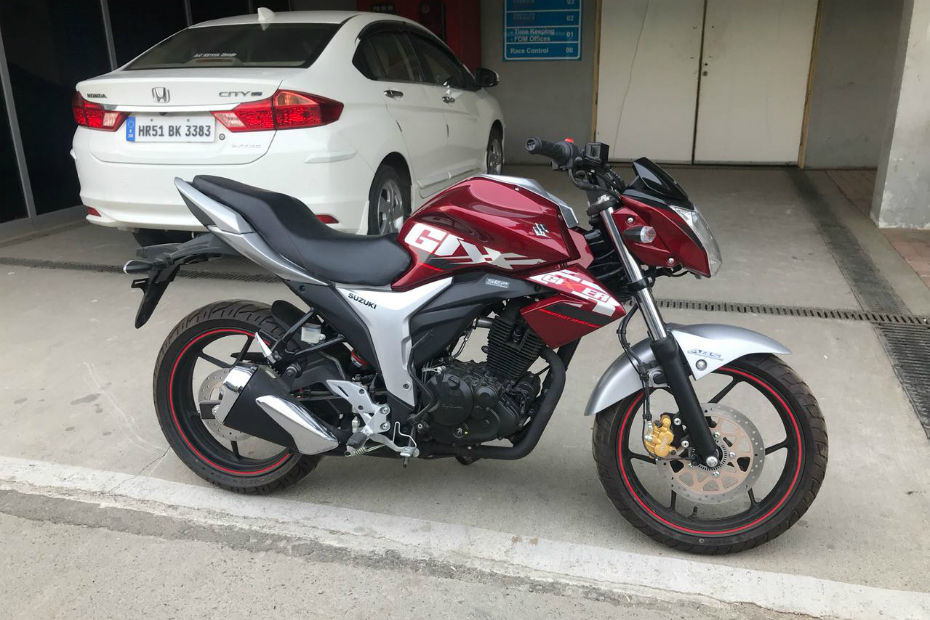 Suzuki Gixxer With ABS Spotted At Buddh International Circuit