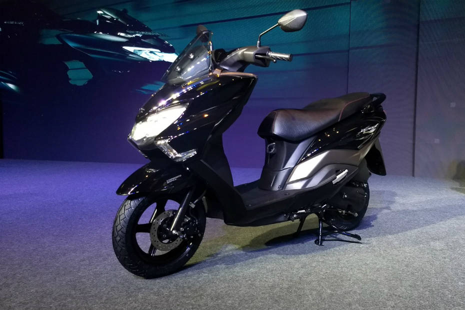 Suzuki Burgman Street 125 vs Honda Activa 125: Spec Comparo