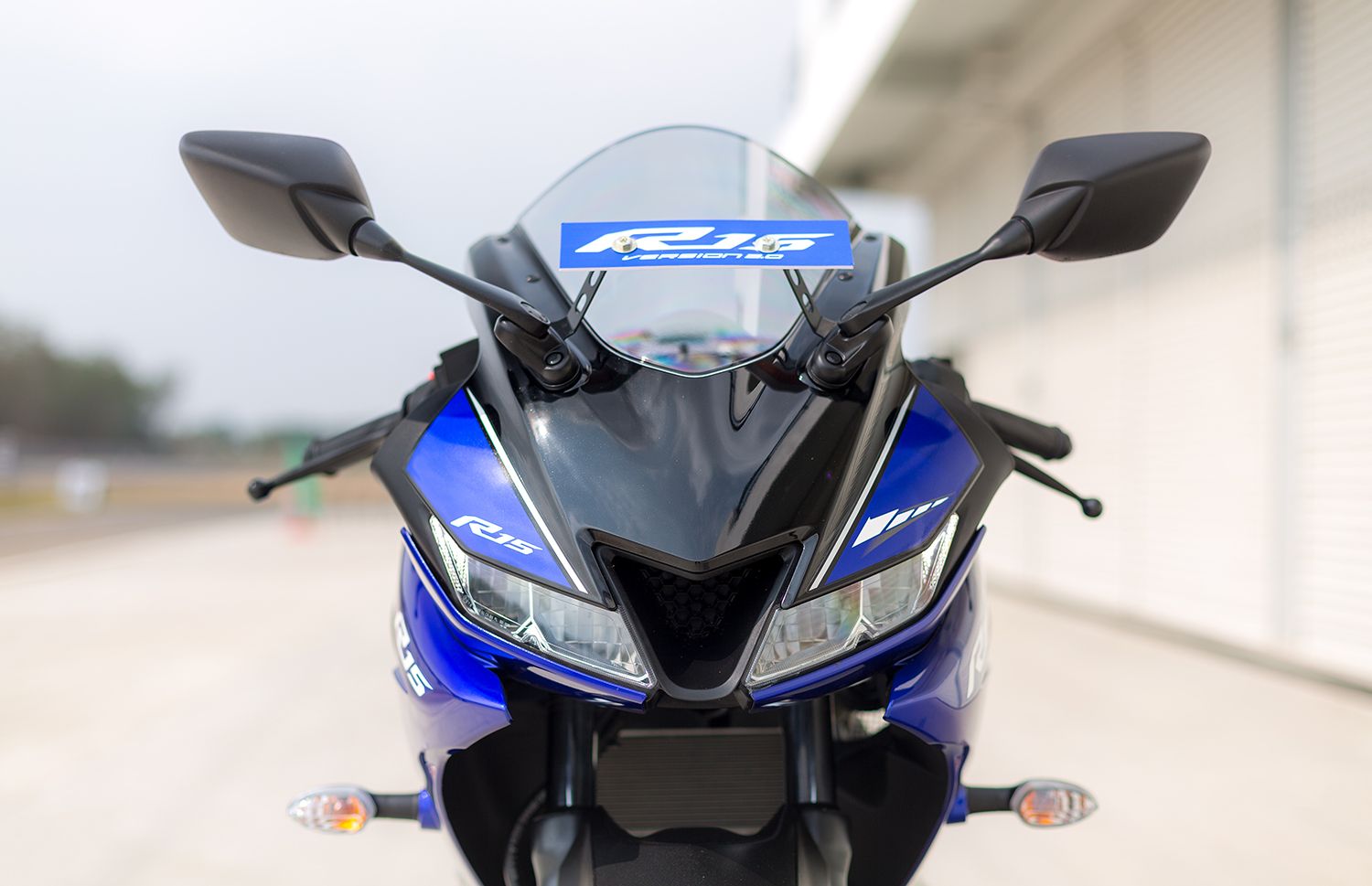 Yamaha R15 V3.0 First Ride Review BikeDekho