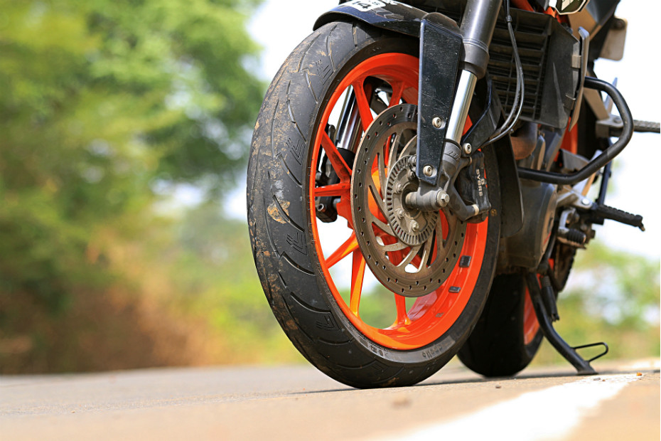 Top 5 Things You Should Remember Before Riding In The Monsoon