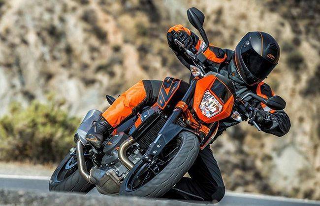 2016 KTM Duke 690 and 690R showcased at 2015 EICMA | BikeDekho