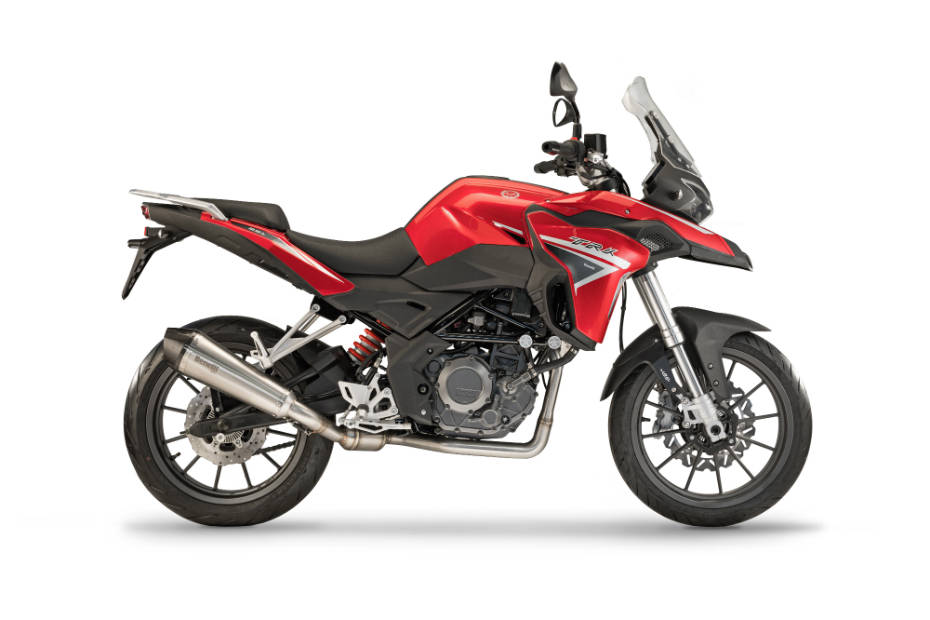 Benelli TRK 251 vs Hero Xpulse 200 vs Bajaj Dominar 400 vs Mojo XT 300 vs RE Himalayan vs BMW G 310 GS vs Kawasaki Versys-X 300: Spec Comparison