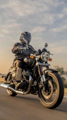 Royal Enfield Super Meteor 650 Real World Performance & Mileage Explained